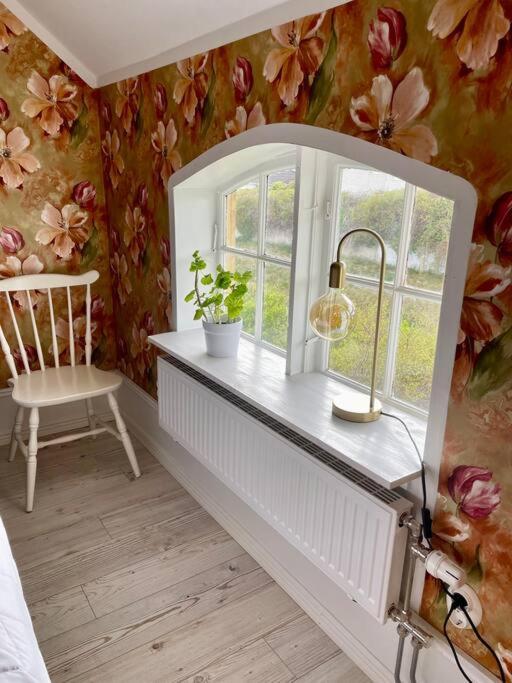 Charmigt Sekelskifteshus Med Naerhet Till Det Mesta Eskilstuna Extérieur photo