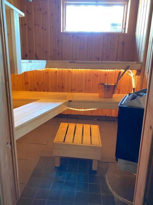 Charmigt Sekelskifteshus Med Naerhet Till Det Mesta Eskilstuna Extérieur photo